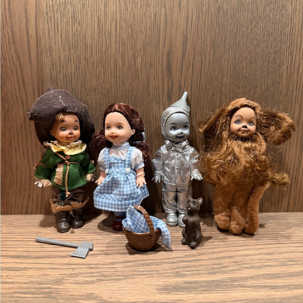 Wizard of Oz Barbie Kelly Doll Set